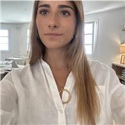 Soy una persona proactiva, con paciencia y constructiva